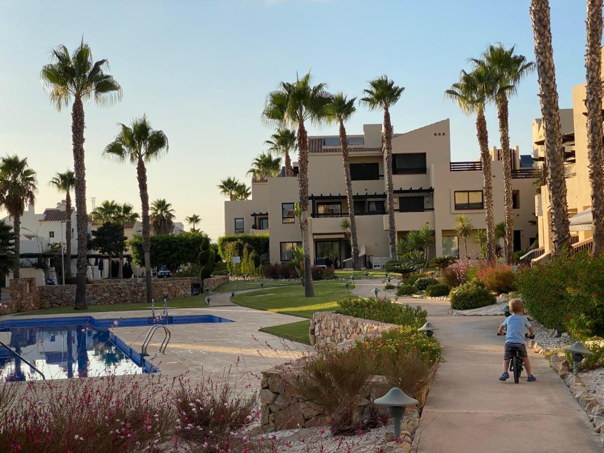 Magnifique Dans Roda Golf Apartamento